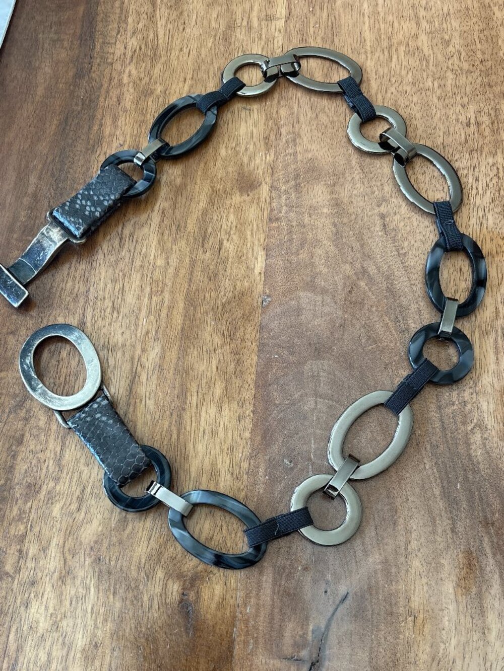 Suzi Roher alligator/silver/grey tortoise belt